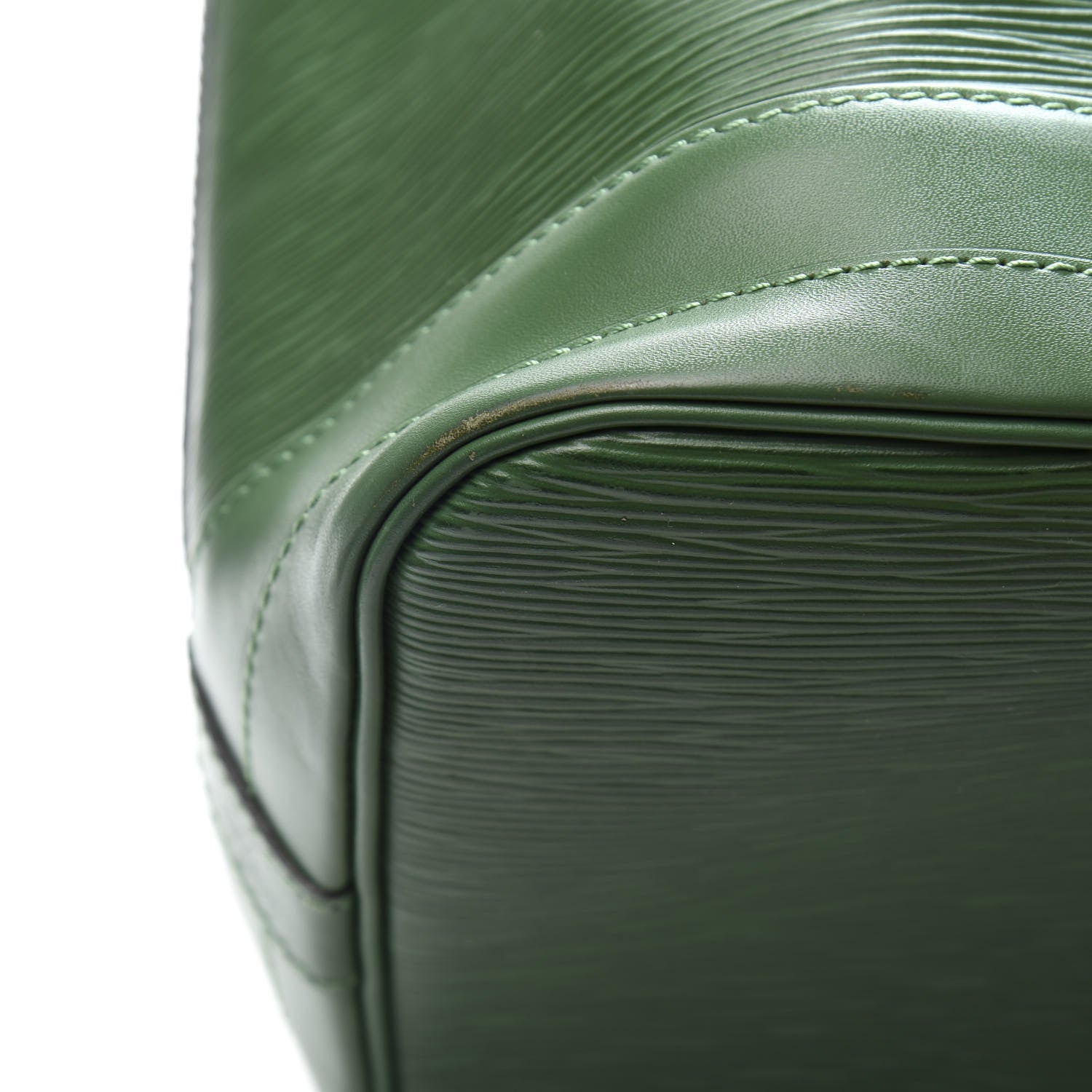 Louis Vuitton Epi Noe Borneo 8 of 13