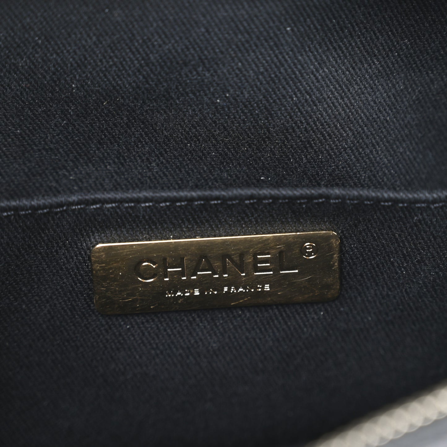 Caviar Quilted Waist Bag Black