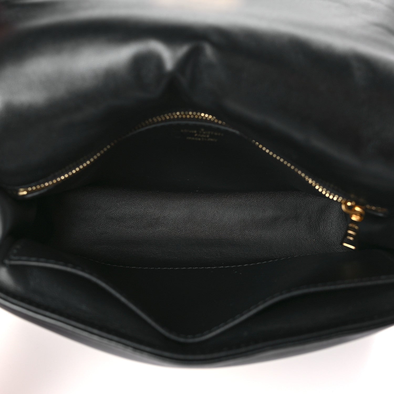 Louis Vuitton Shiny Lambskin Twist MM Black 5 of 8