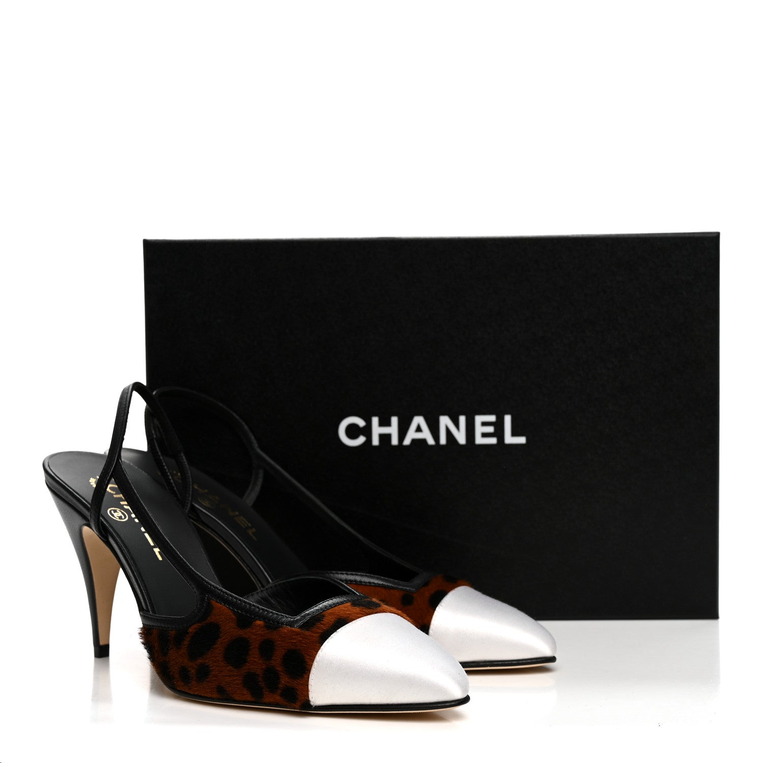 Chanel Lambskin Mixed Fibers Cap Toe CC Slingback Pumps 38.5 Brown Black White 9 of 9