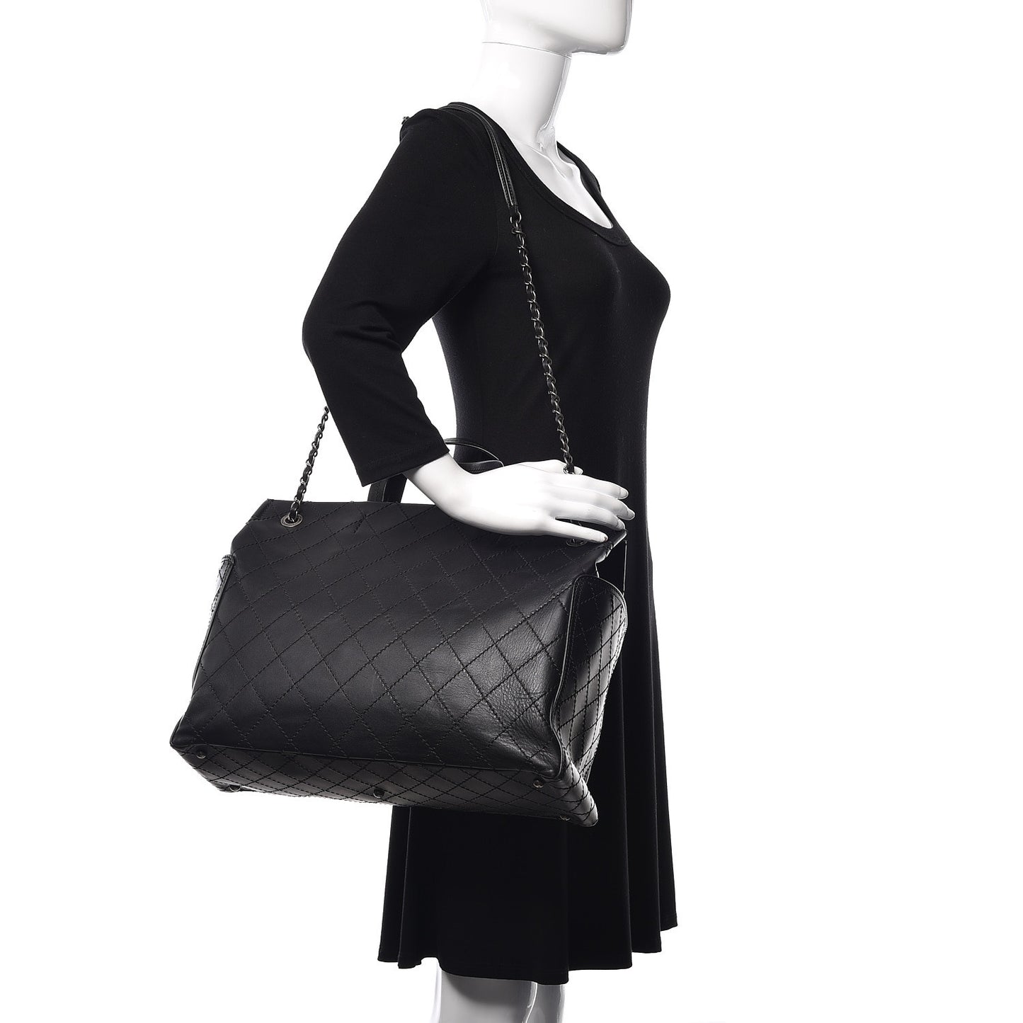 Calfskin CC Pocket Tote Black