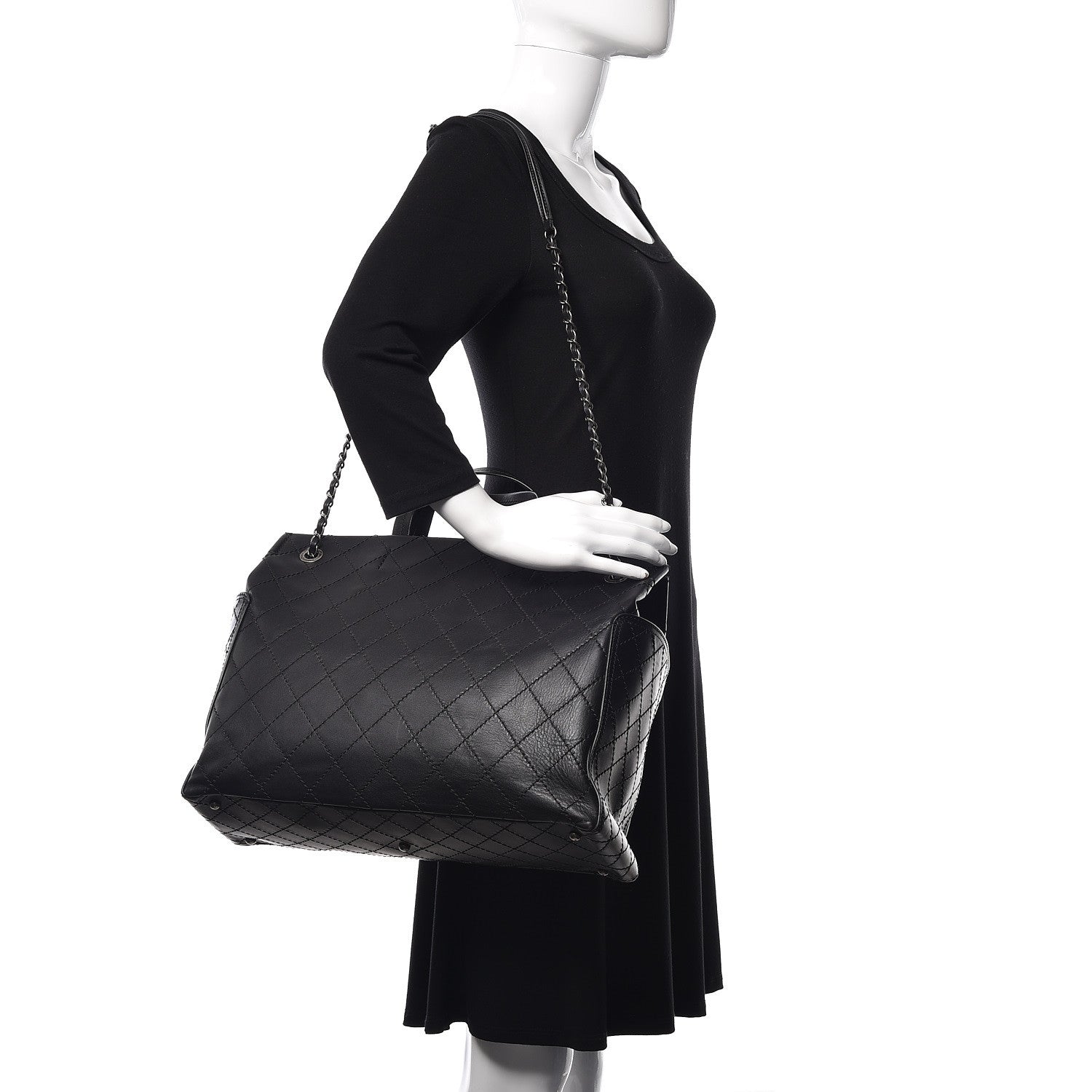 Chanel Calfskin CC Pocket Tote Black 2 of 11