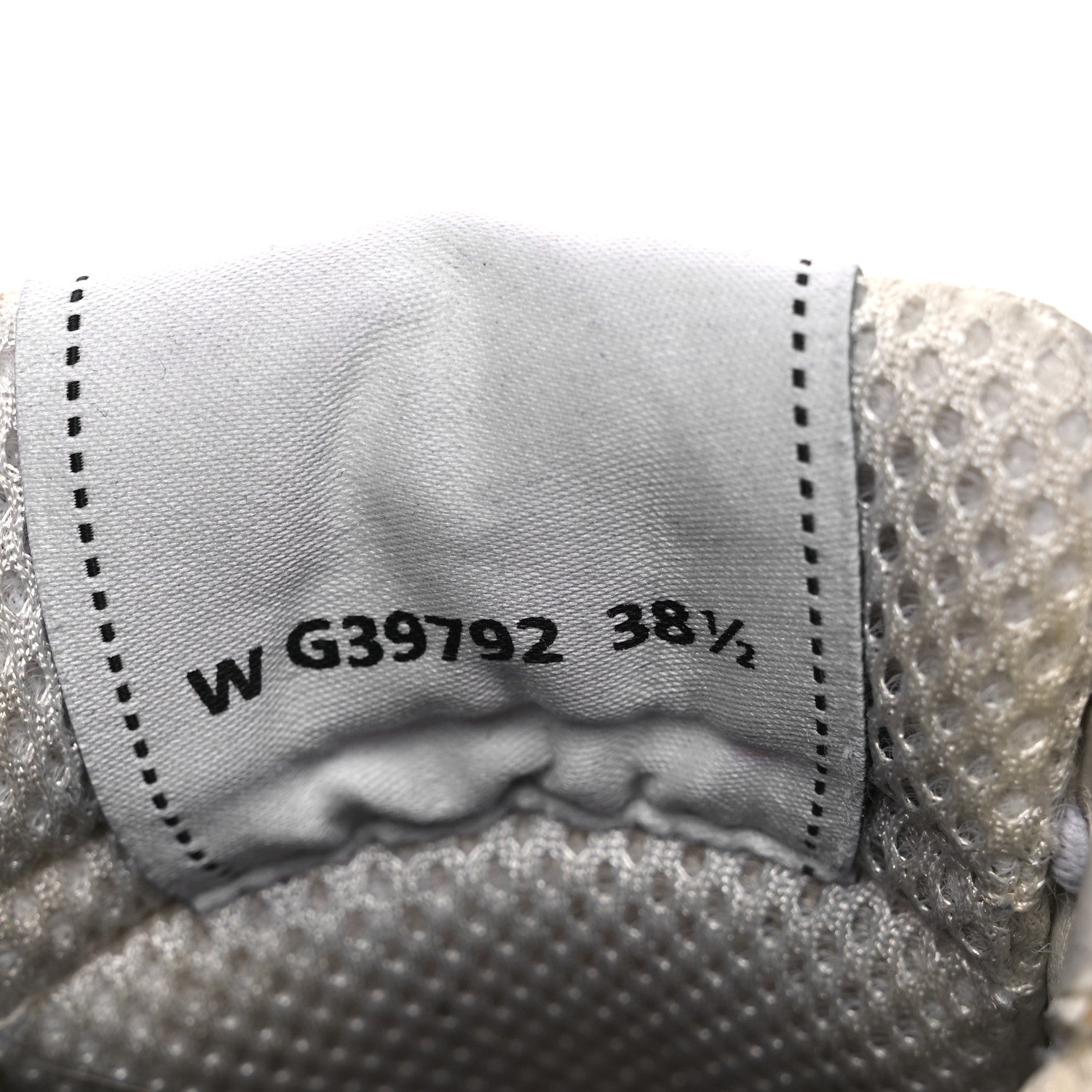 Chanel Fabric Laminated Calfskin Stretch CC Womens Sneakers 38.5 White Gold Silver 10 of 15