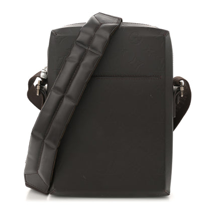 Louis Vuitton Monogram Glace Bobby Cafe 1 of 13