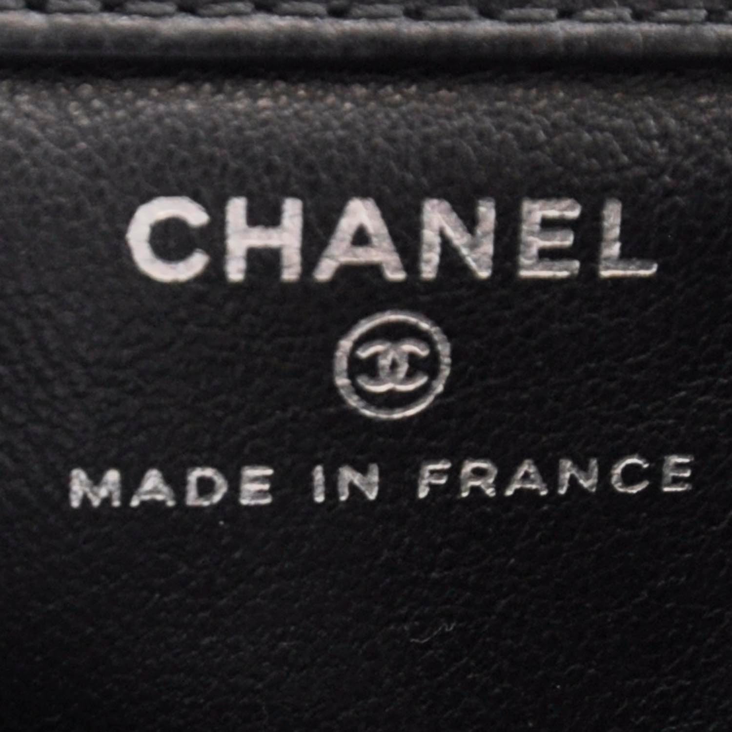 Chanel Quilted Leather 2.55 Ankle Wrist Bag Black 4 of 6