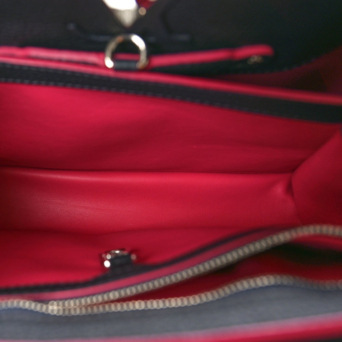 Taurillon Capucines BB Cobalt Fuchsia