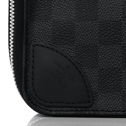Louis Vuitton Damier Graphite Horizon Accessories Pouch 6 of 8