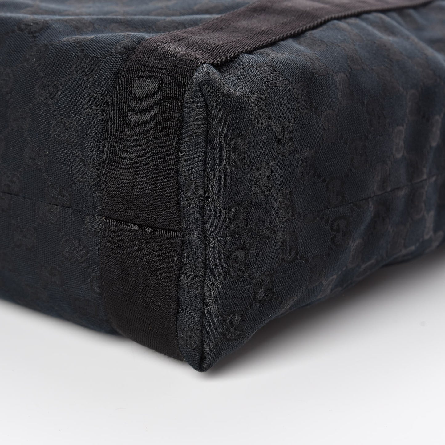 GG Monogram Medium Web Handle Vertical Tote Black