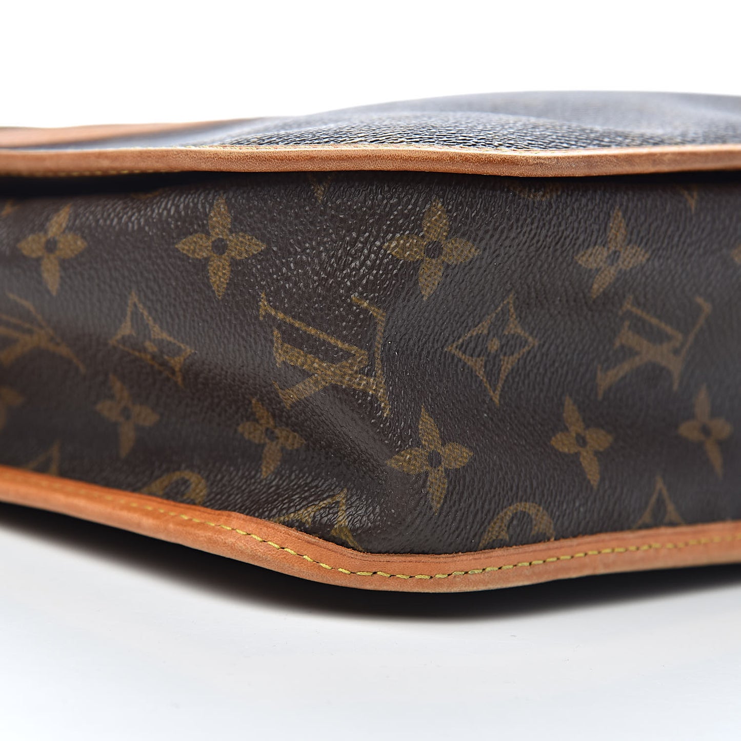Monogram Bosphore PM Messenger