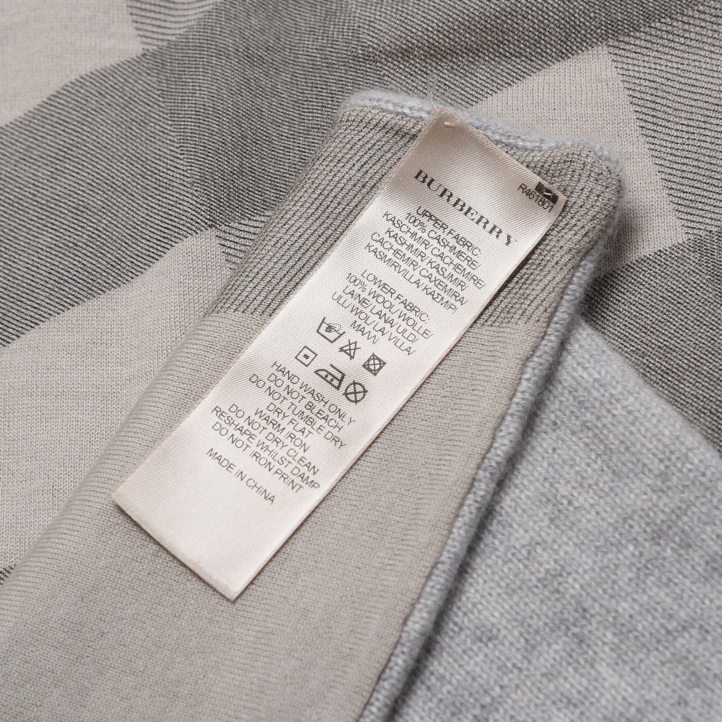 Cashmere Knitted Giant Check Scarf Pale Grey Melange