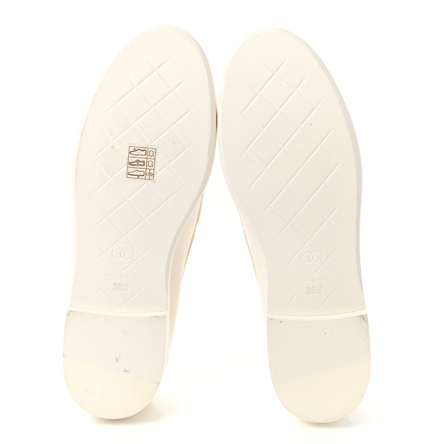 Lambskin Quilted CC Turnlock Loafers 38.5 White