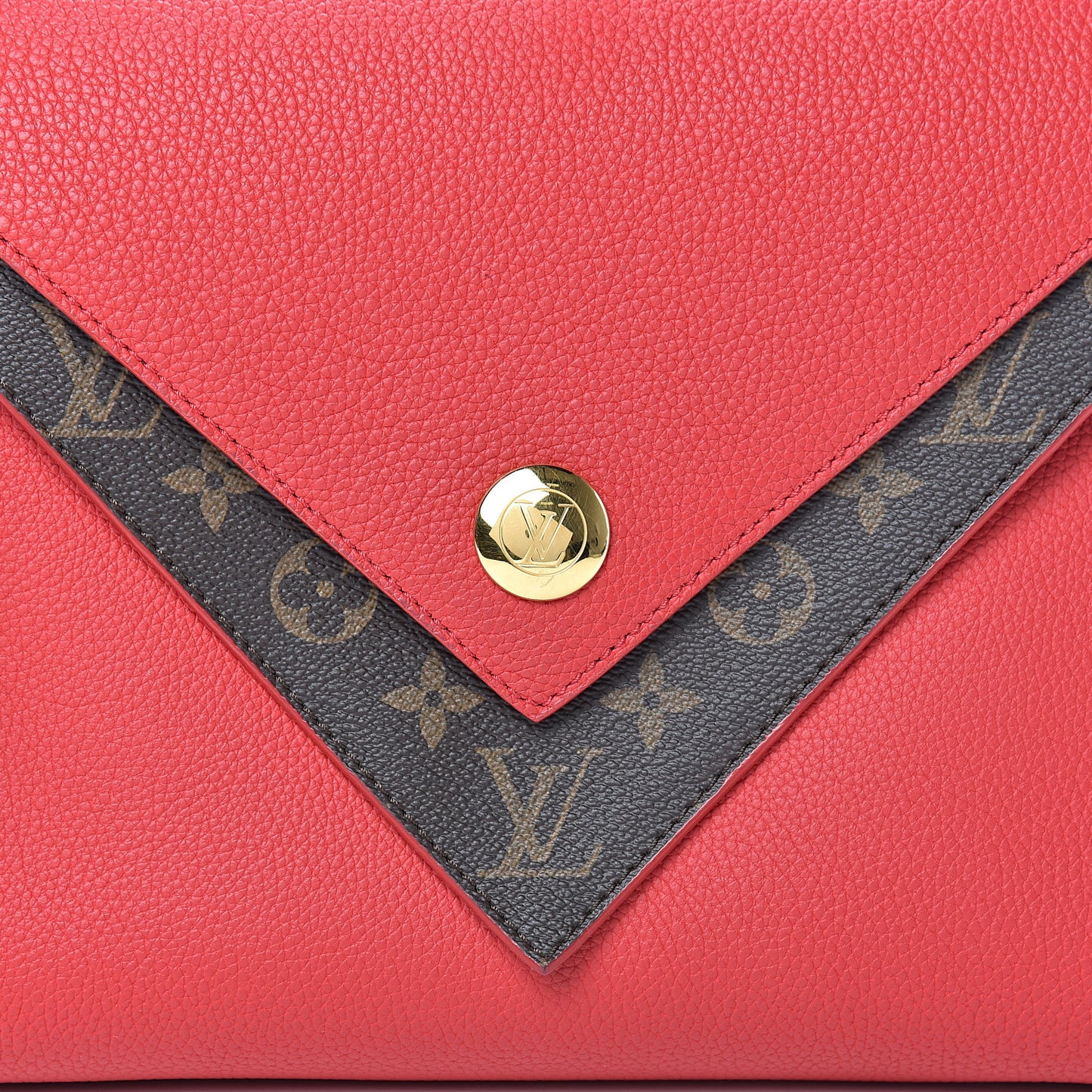 Grained Calfskin Monogram Double V Rubis