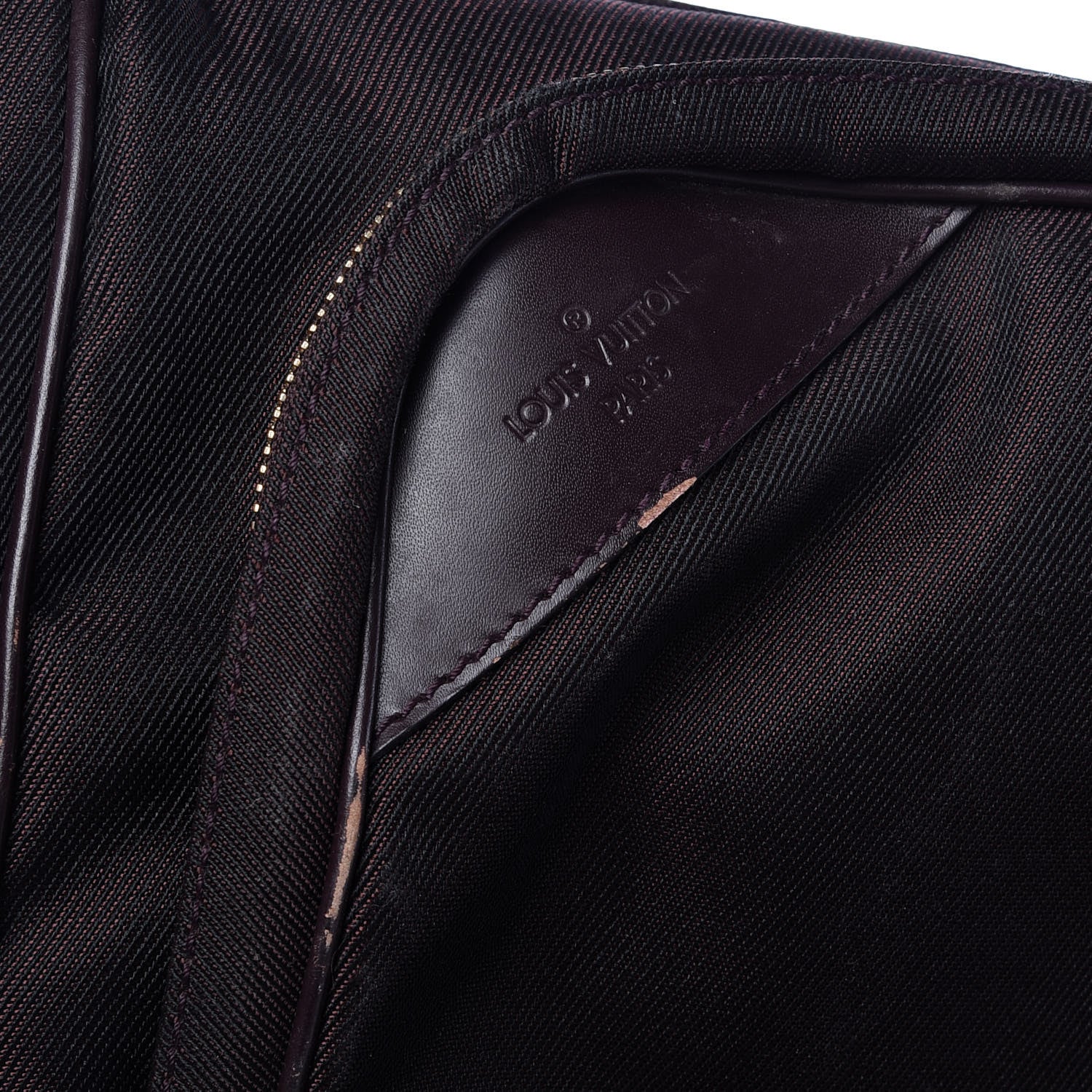Louis Vuitton Taiga Canvas 5 Hanger Garment Carrier Bordeaux 10 of 20