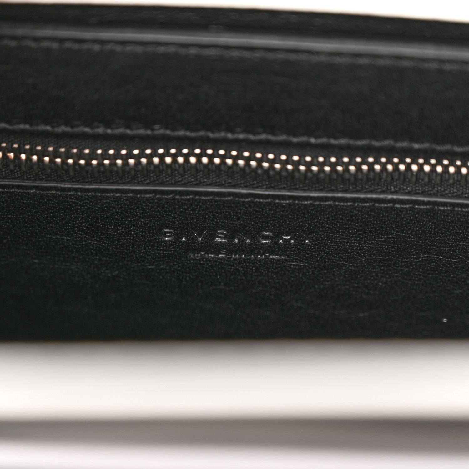 Givenchy Smooth Calfskin Small Degrade Horizon Satchel White Black 6 of 11