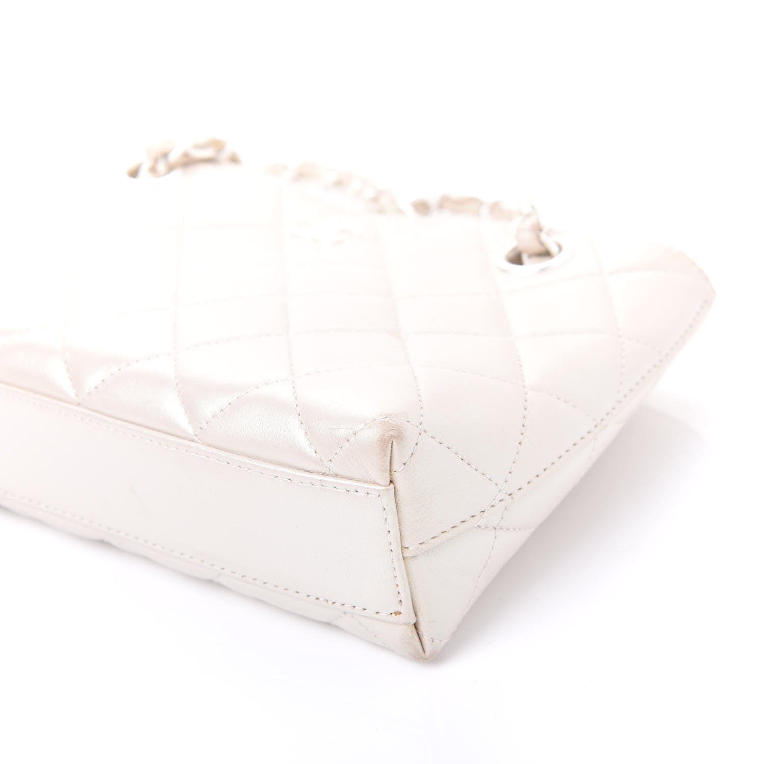 Chanel Iridescent Lambskin Quilted Pochette White 6 of 12