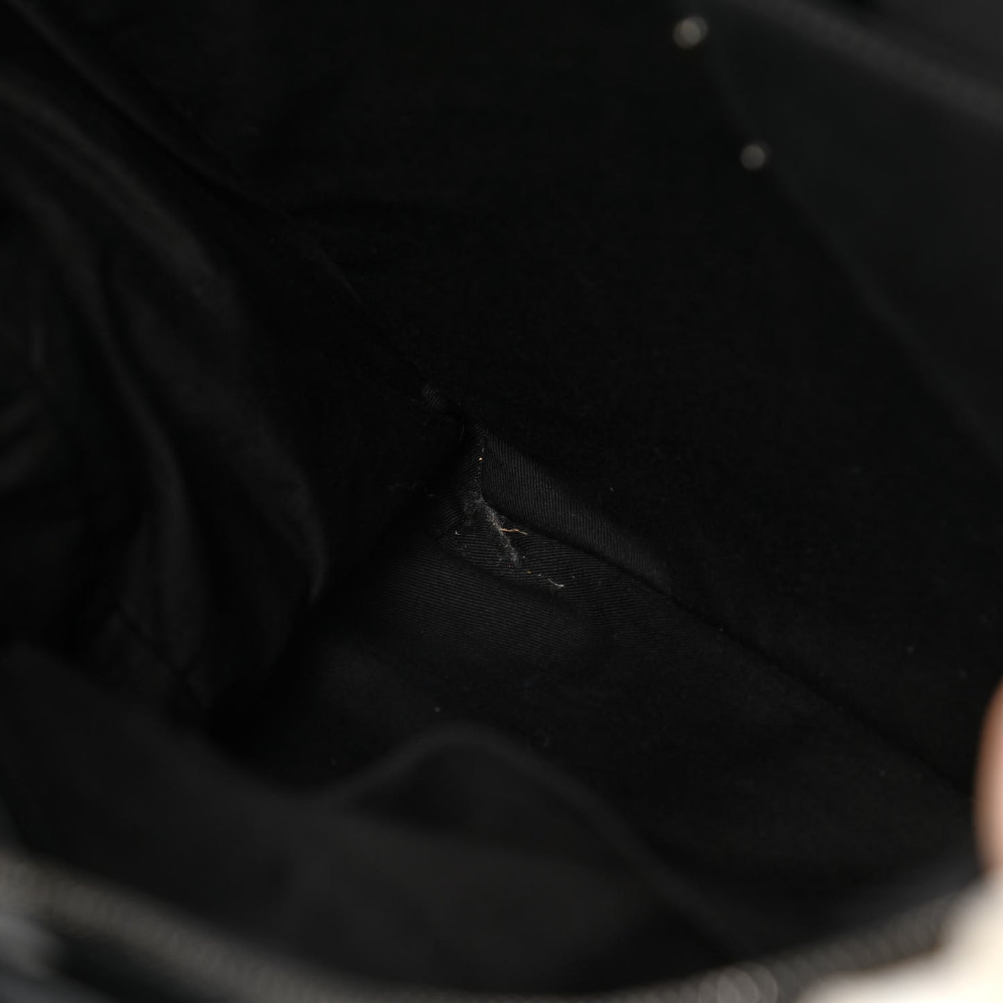 Calfskin Zipped Briefcase Nightingale Black