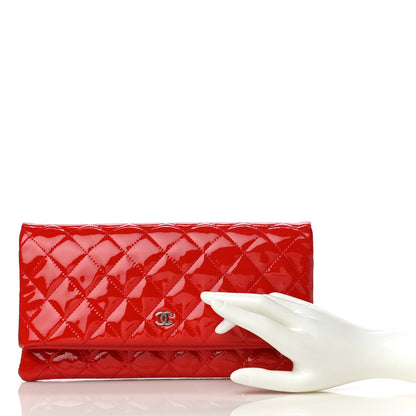 Chanel Patent Calfskin Quilted Beauty CC Clutch Red 2 of 14