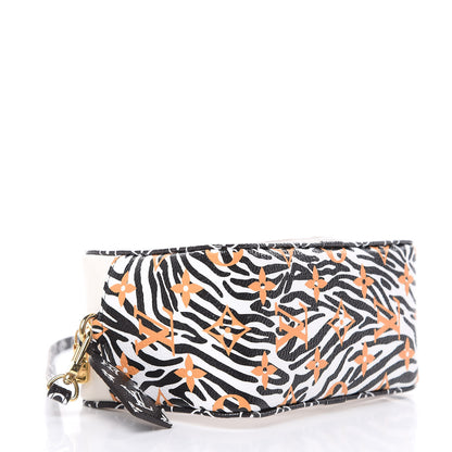 Louis Vuitton Monogram Giant Jungle Beach Pouch Ivory 4 of 8