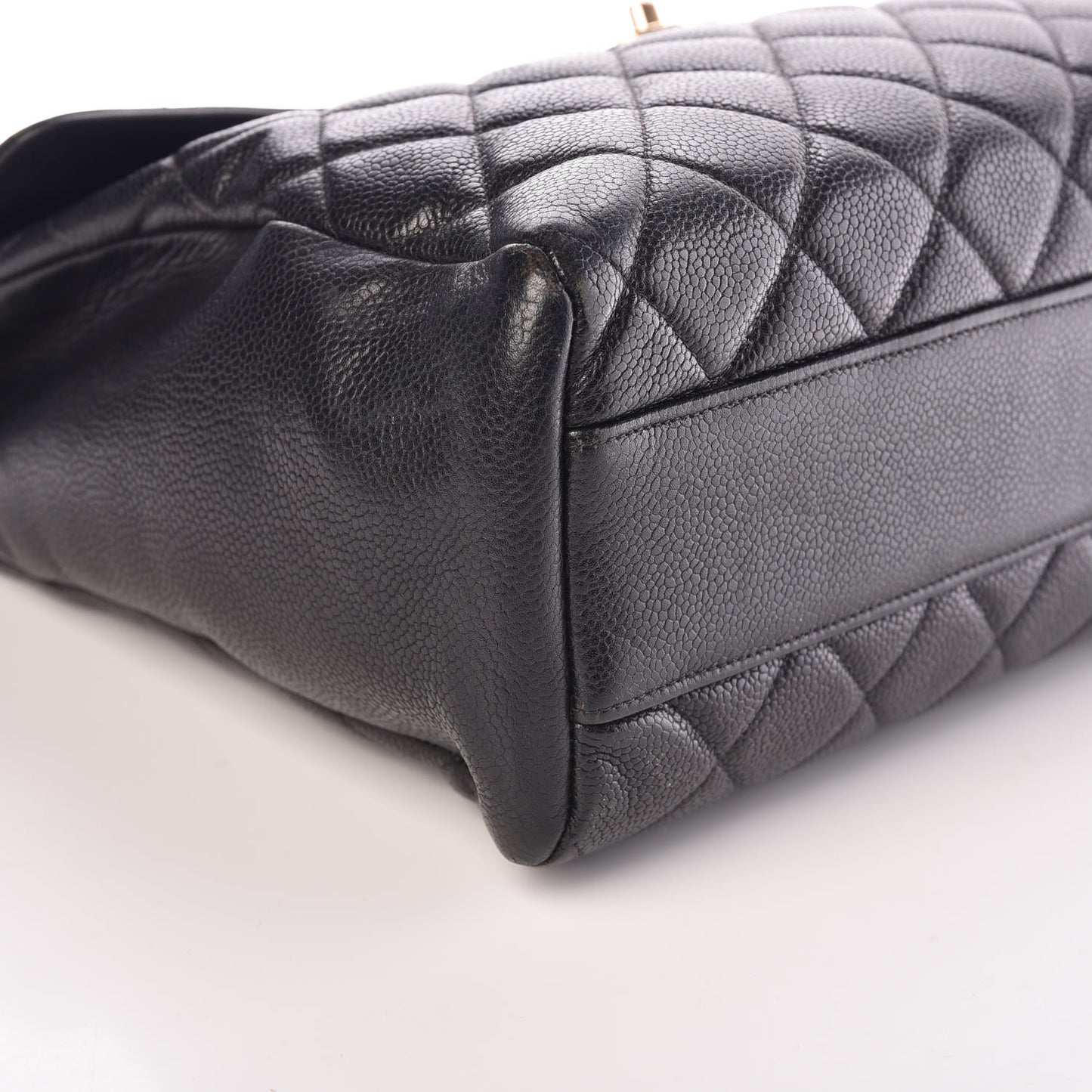 Caviar Quilted Jumbo Single Flap Black
