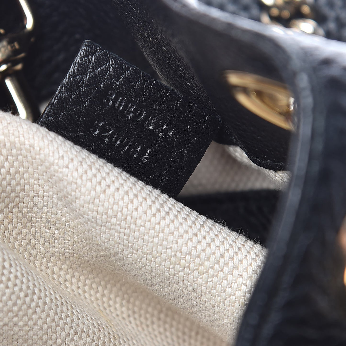 Pebbled Calfskin Medium Soho Chain Shoulder Bag Black