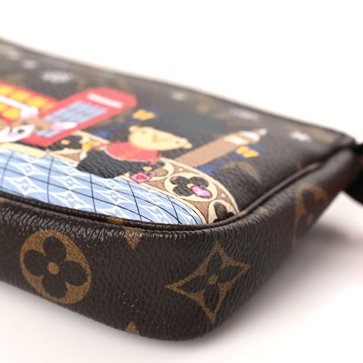 Louis Vuitton Monogram 2021 Christmas Animation London Mini Pochette Accessories Red 9 of 9