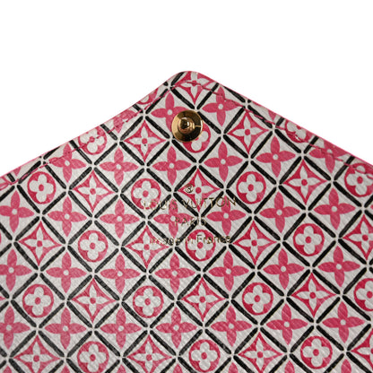 Louis Vuitton Monogram Giant By The Pool Medium Kirigami Pochette Insert Rose 6 of 7