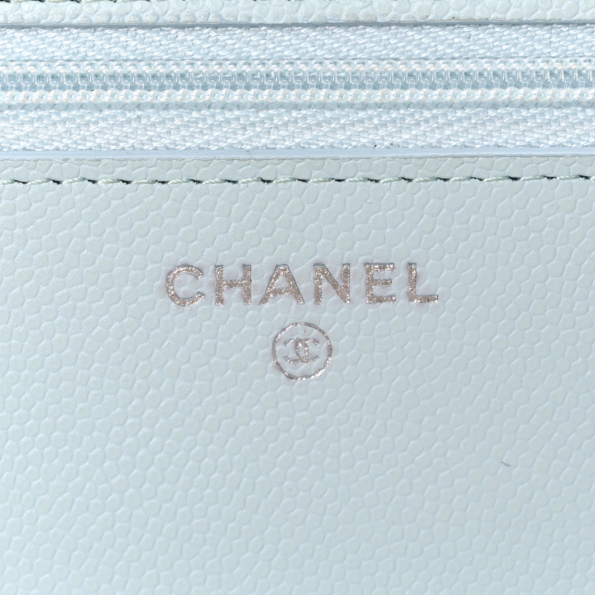 Caviar Quilted Wallet on Chain WOC Light Blue