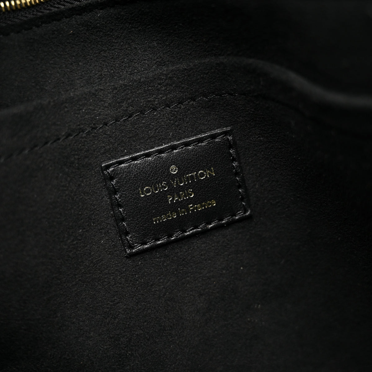 Louis Vuitton Mahina On My Side GM Black 6 of 12