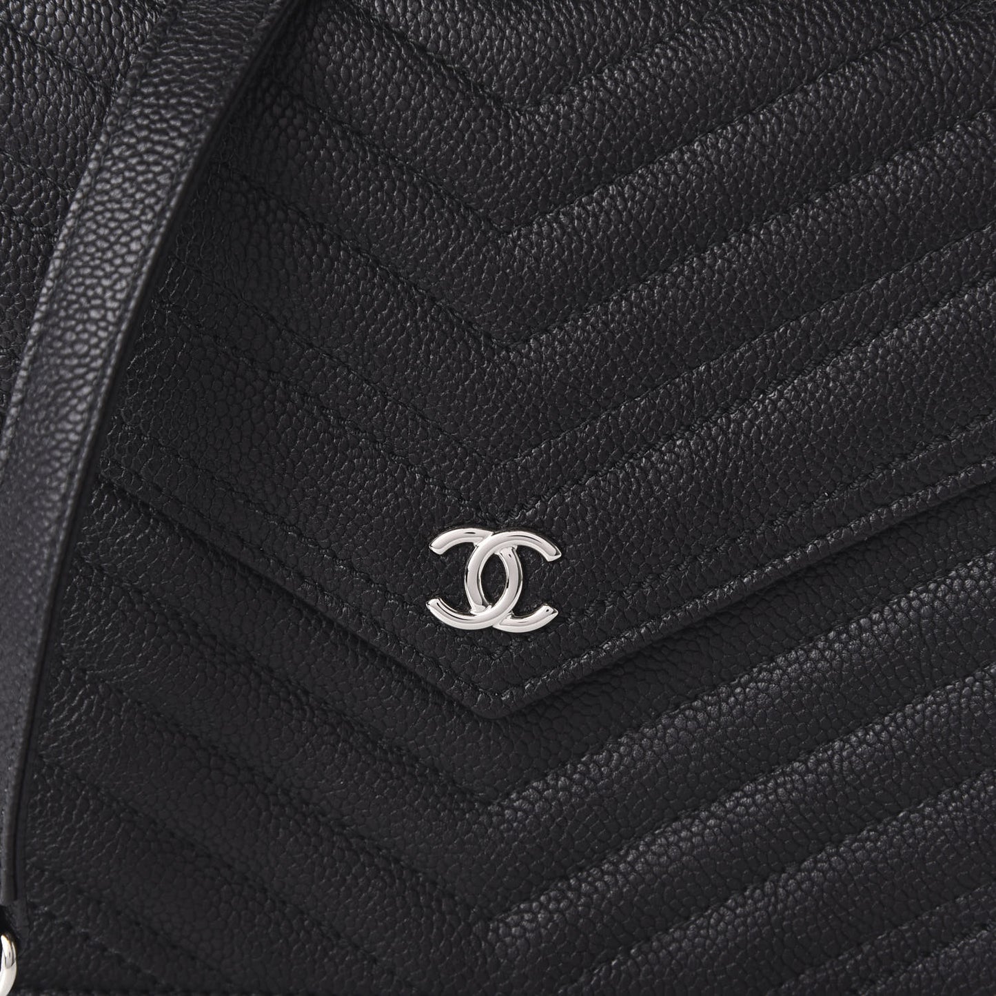 Caviar Chevron Quilted Square Wallet On Chain WOC Black