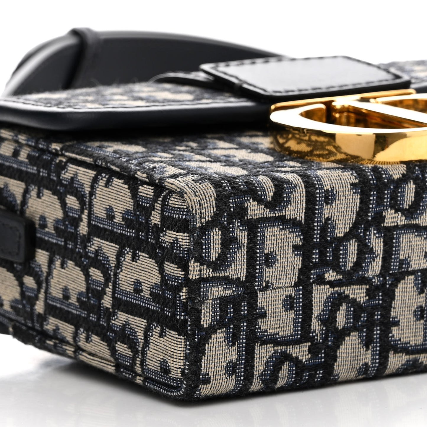 Oblique 30 Montaigne Box Bag Blue