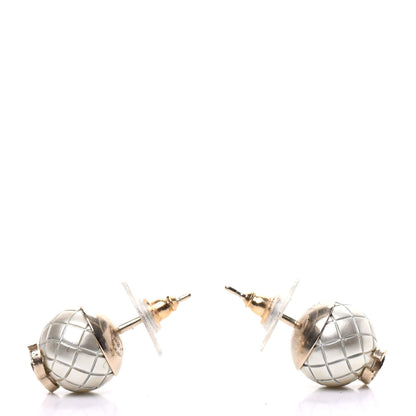 Chanel Pearl Quilted CC Large Earrings Gold 3 of 5