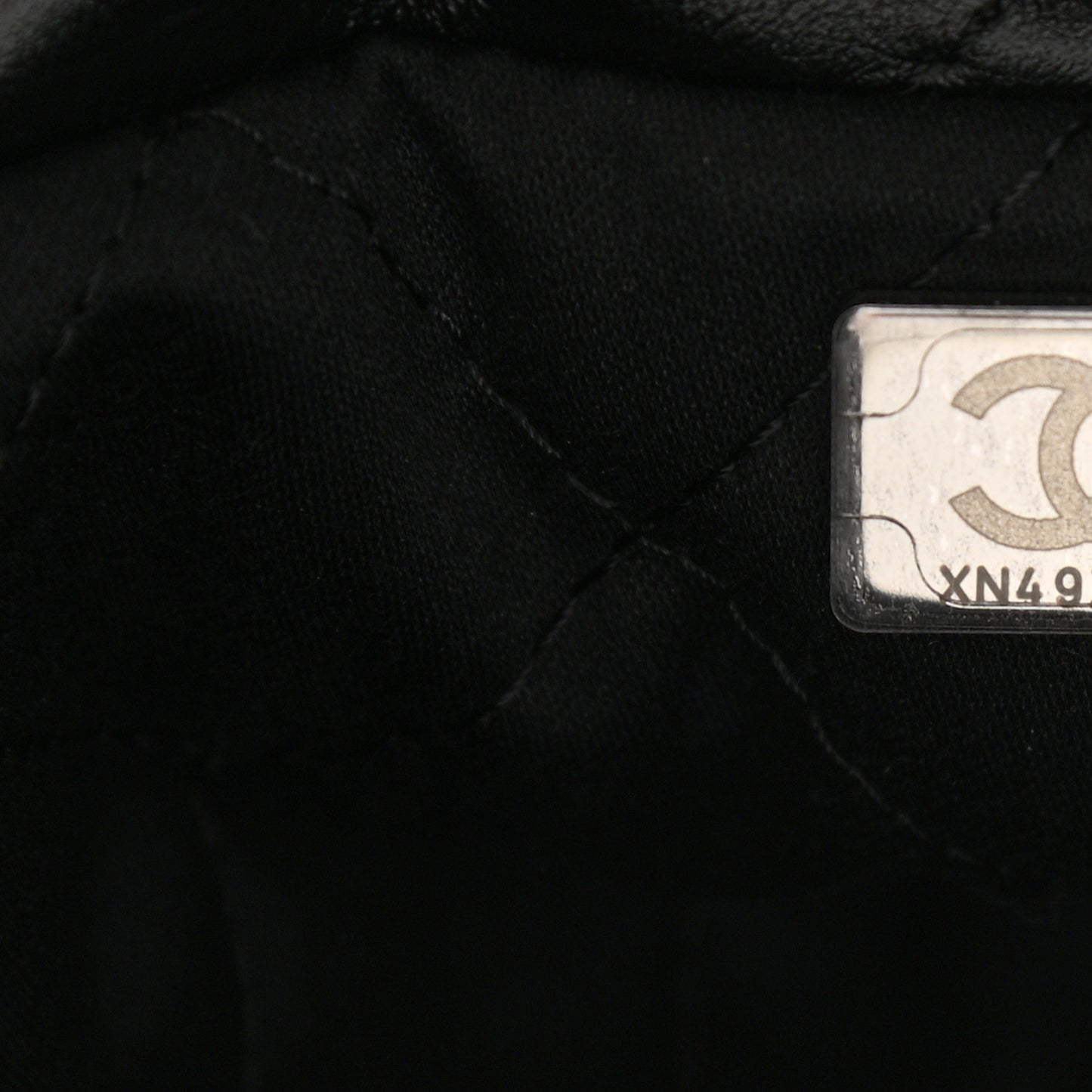 Shiny Calfskin Quilted Chanel 22 Black