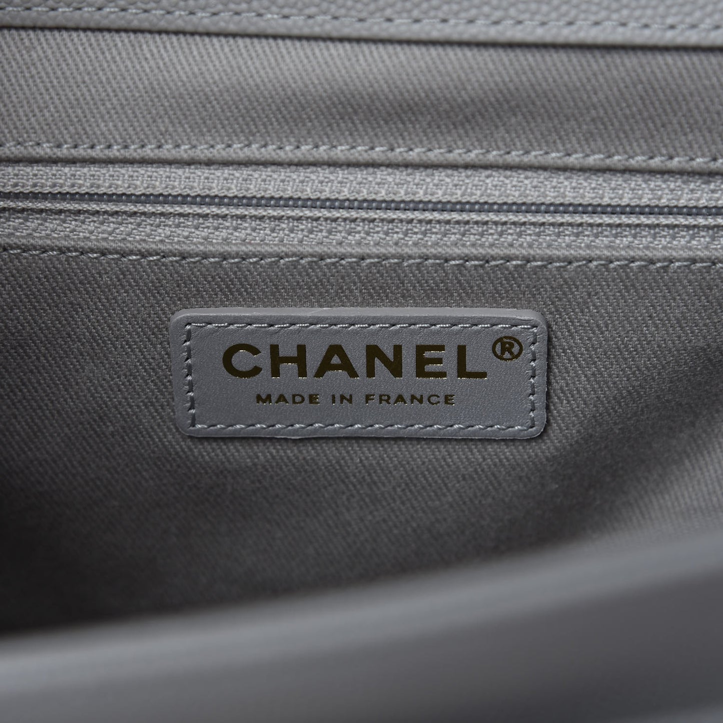 Caviar Quilted Small Business Affinity Flap Grey