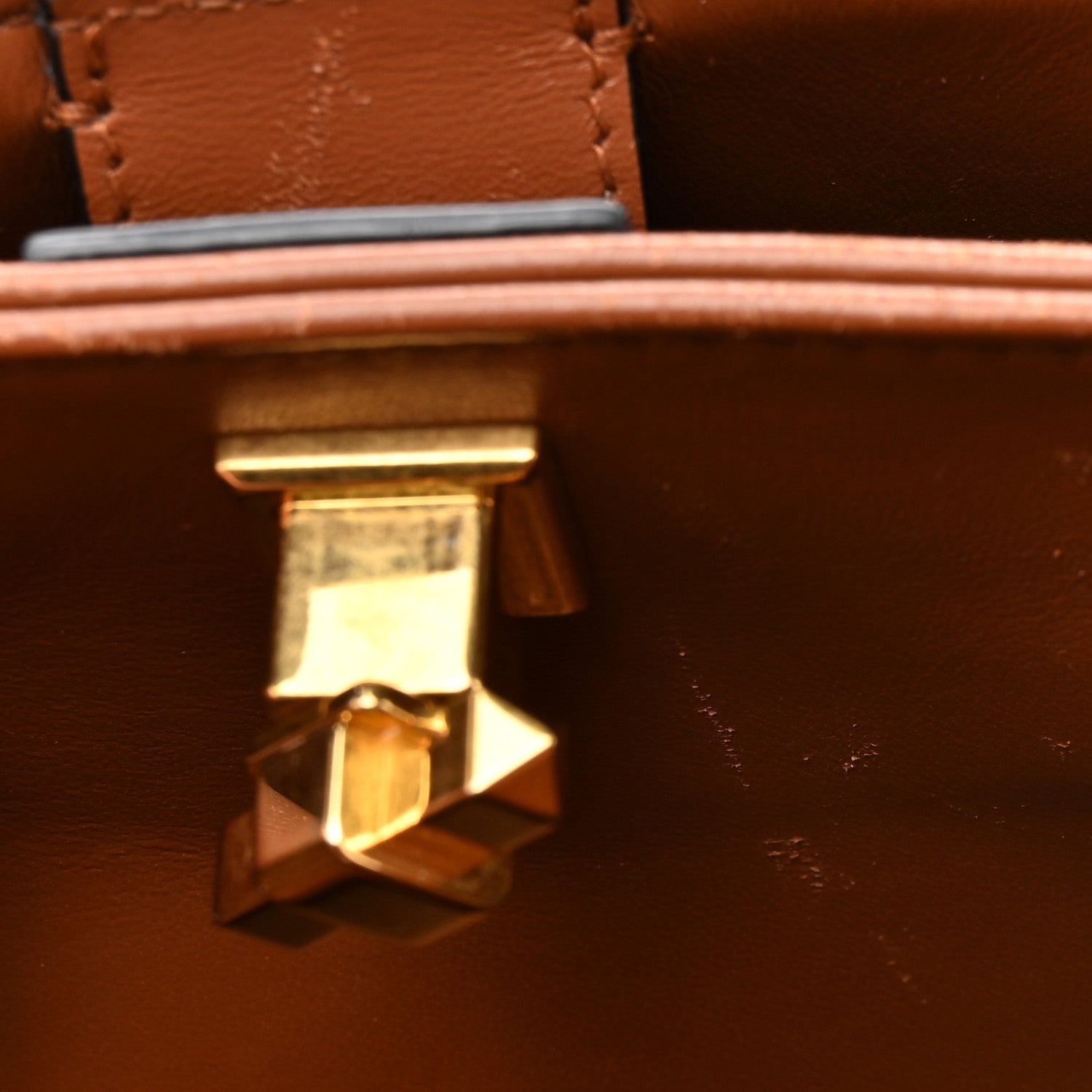 Valentino Garavani Denim Small Roman Stud The Handle Bag Light Denim Selleria 12 of 12