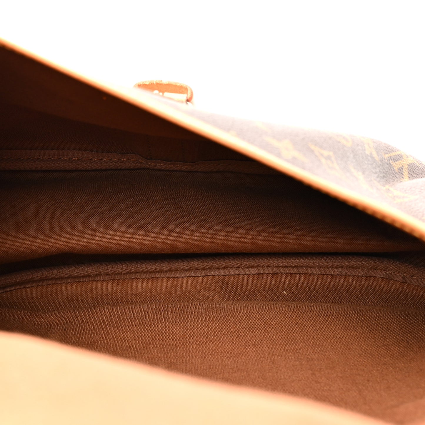 Monogram Saumur 35