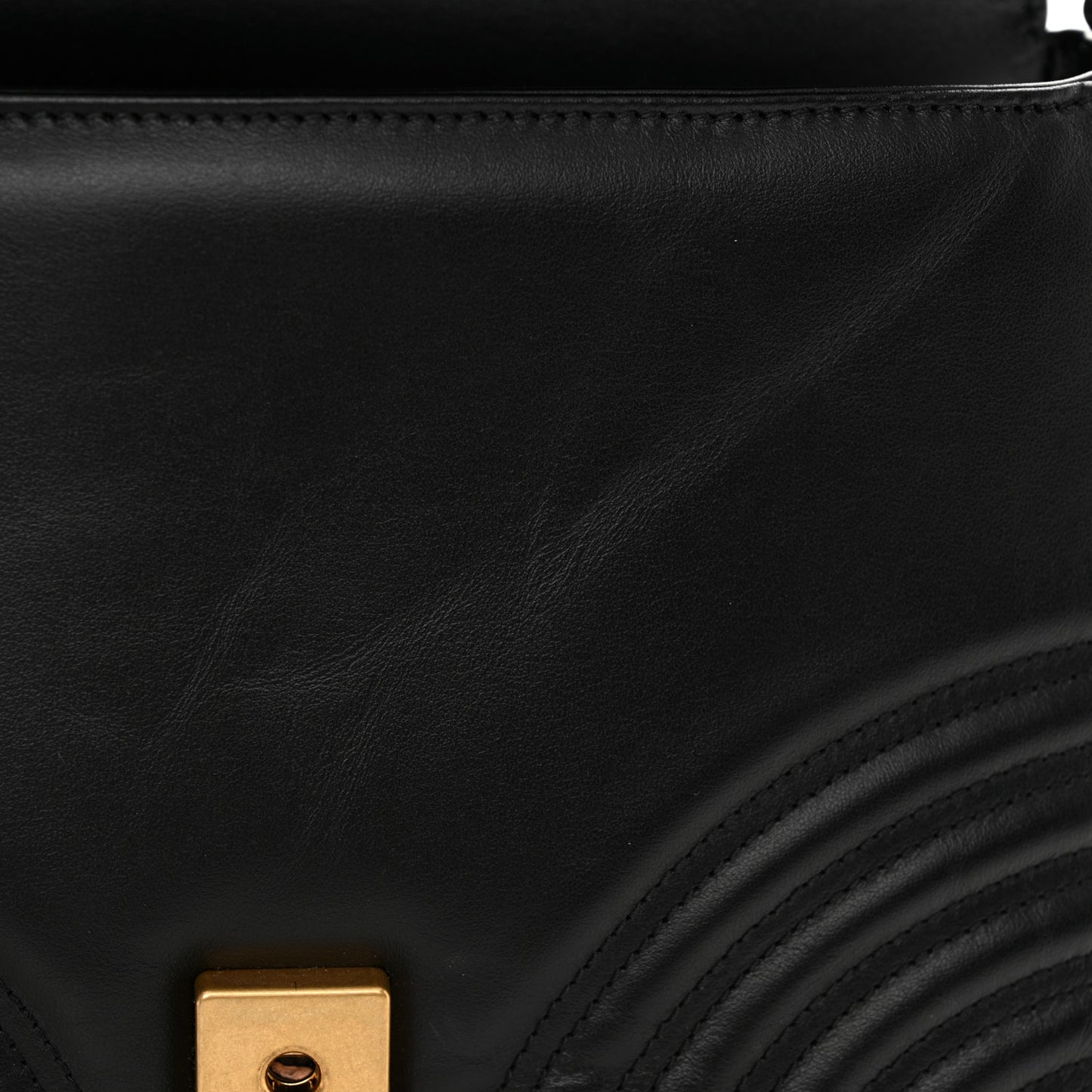 Calfskin Matelasse Small GG Marmont Top Handle Shoulder Bag Black