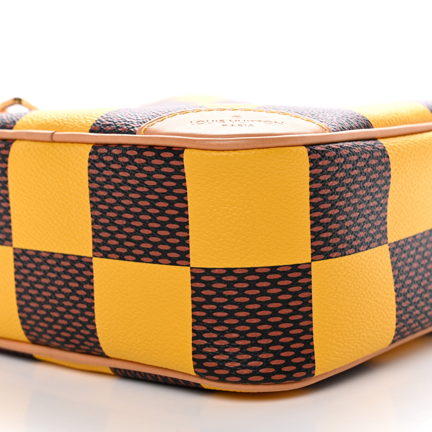 Louis Vuitton Damier Pop Chess Messenger Jaune Mat 9 of 9