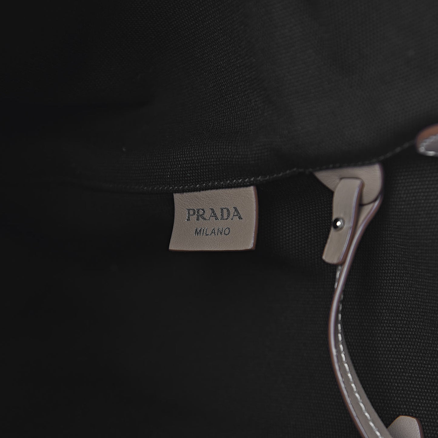 Canapa Logo Bucket Tote Black