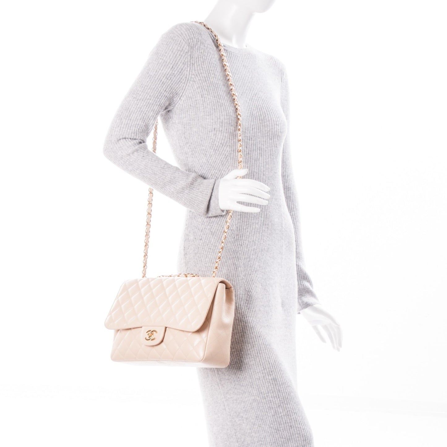 Caviar Quilted Jumbo Single Flap Beige Clair