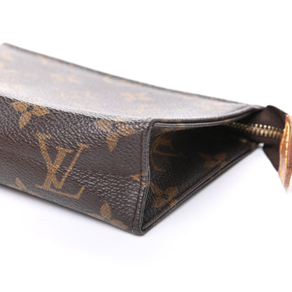 Louis Vuitton Monogram Toiletry Pouch 15 10 of 10