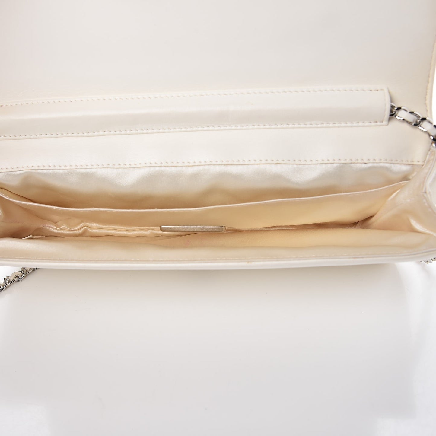 Lambskin Quilted Butterfly Chain Clutch White