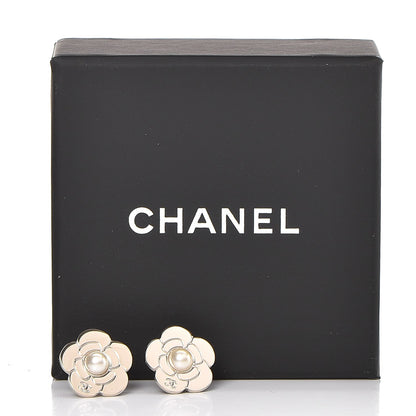 Chanel Pearl CC Camellia Earrings Gold 5 of 5