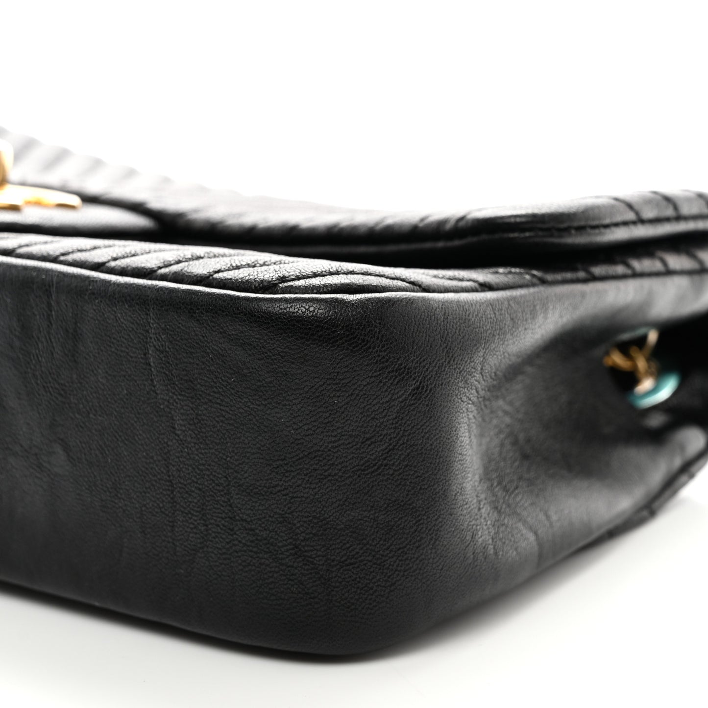 Calfskin Surpique Chevron Flap Black