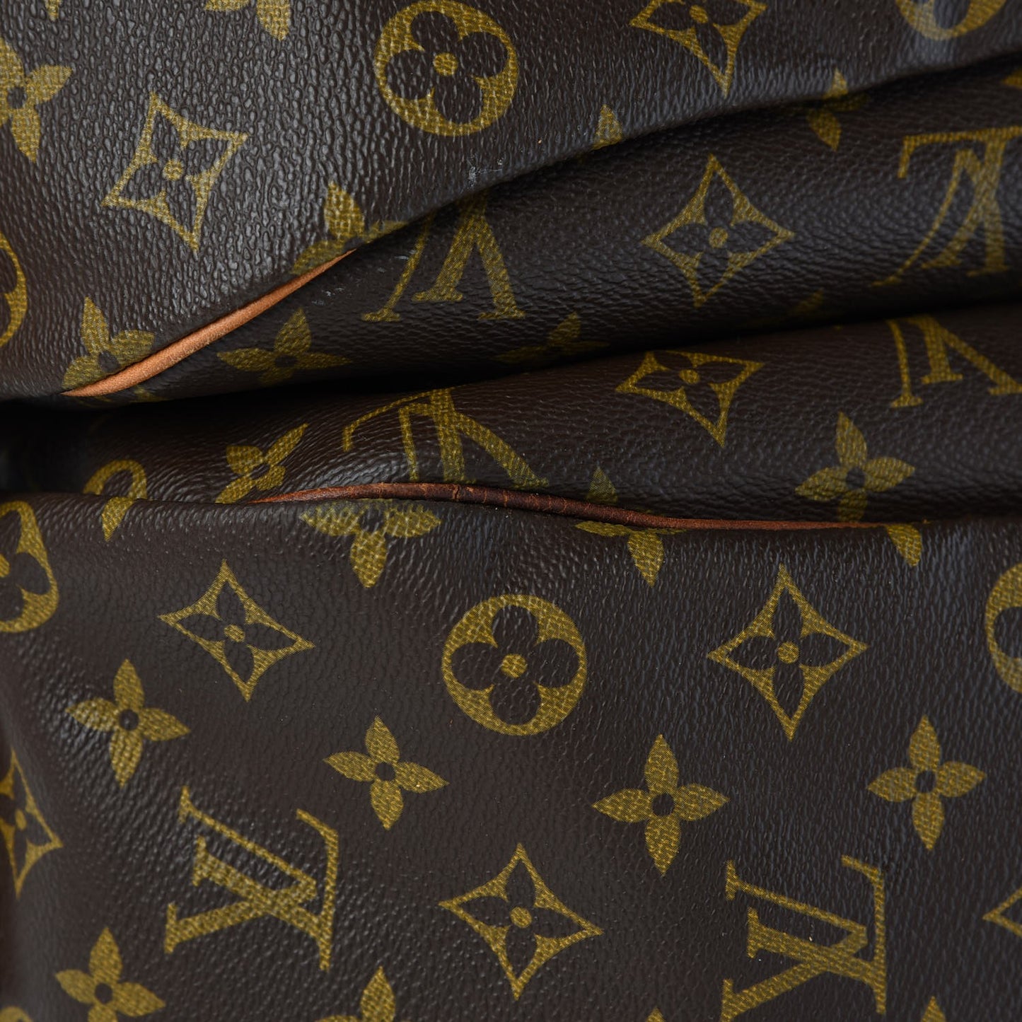 Monogram Saumur 43