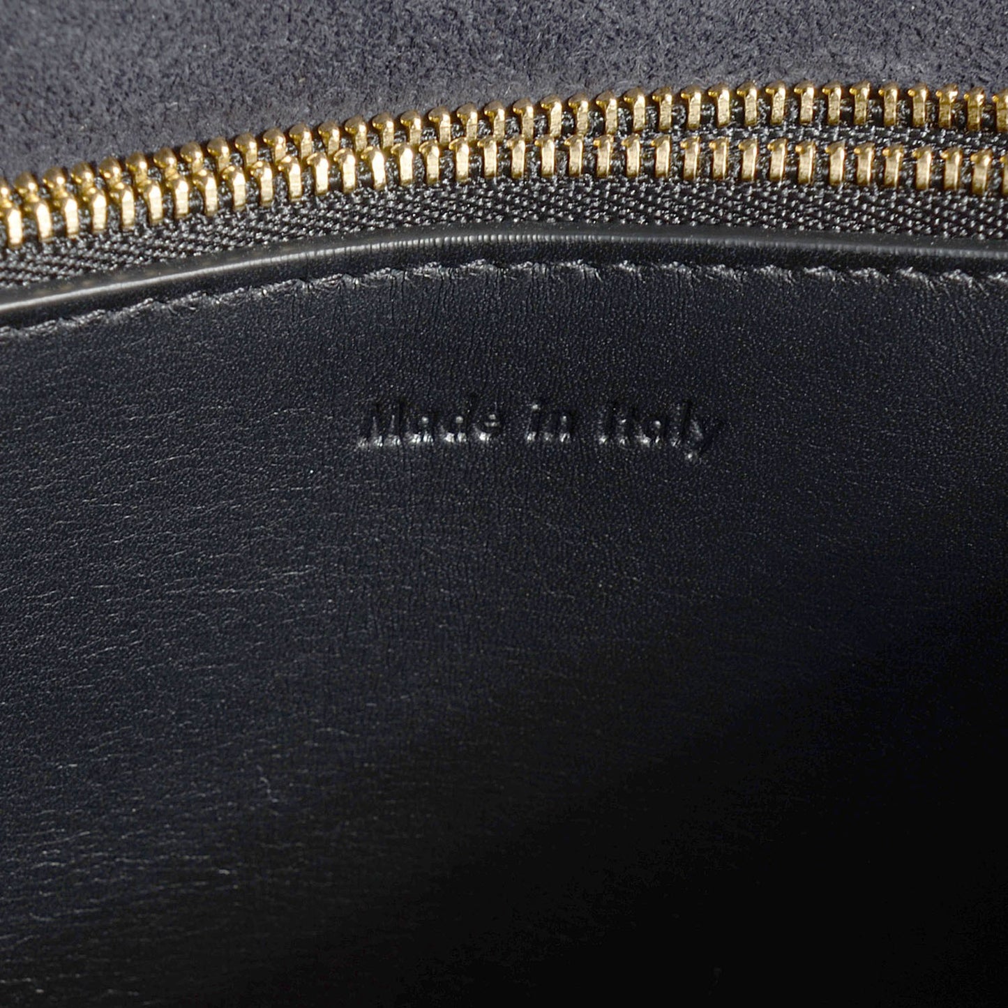 Calfskin Blade Flap Black