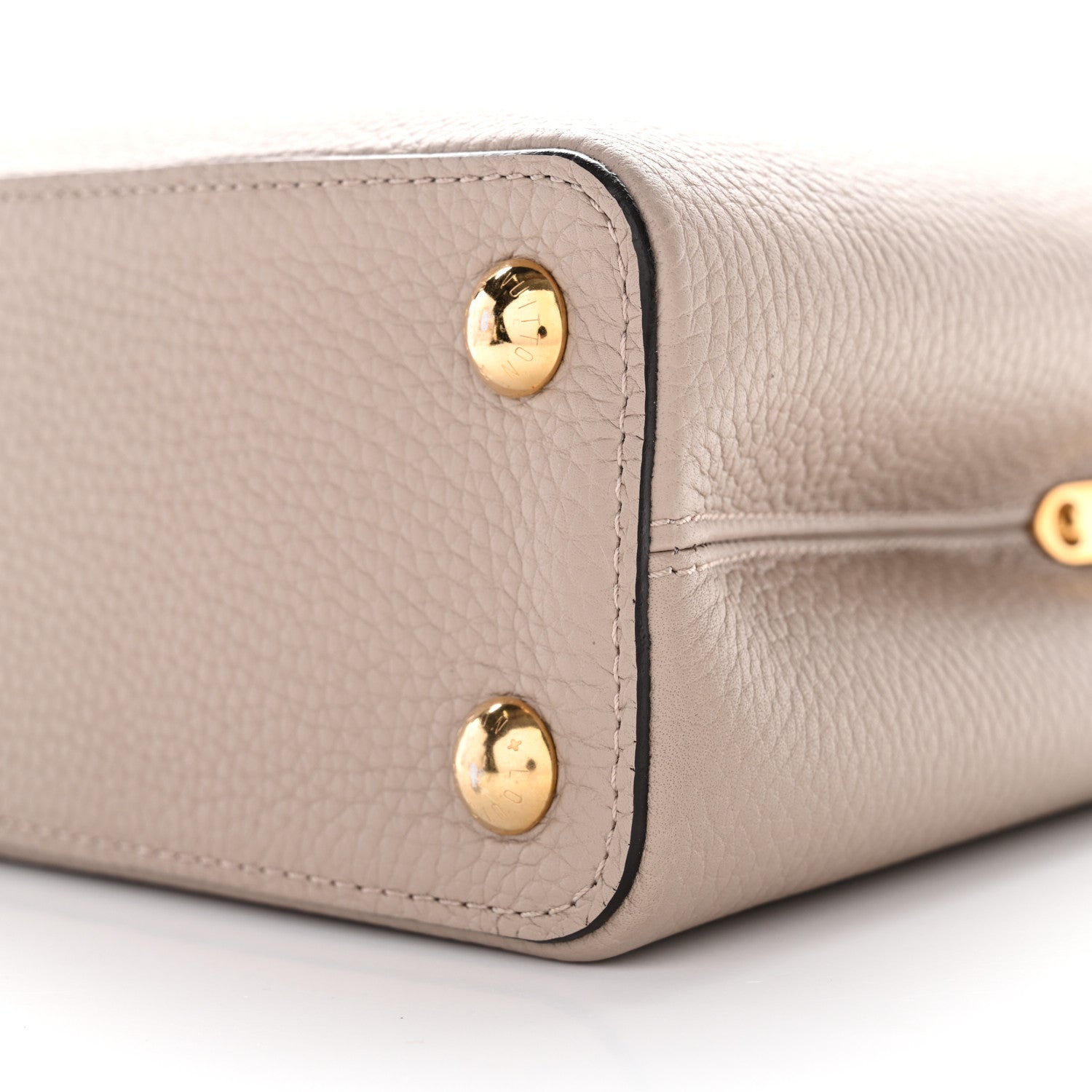 Louis Vuitton Taurillon Capucines BB Galet 10 of 10