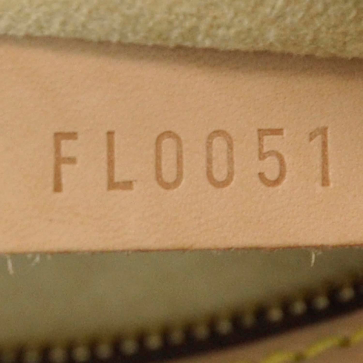 Louis Vuitton Monogram Looping MM 9 of 10