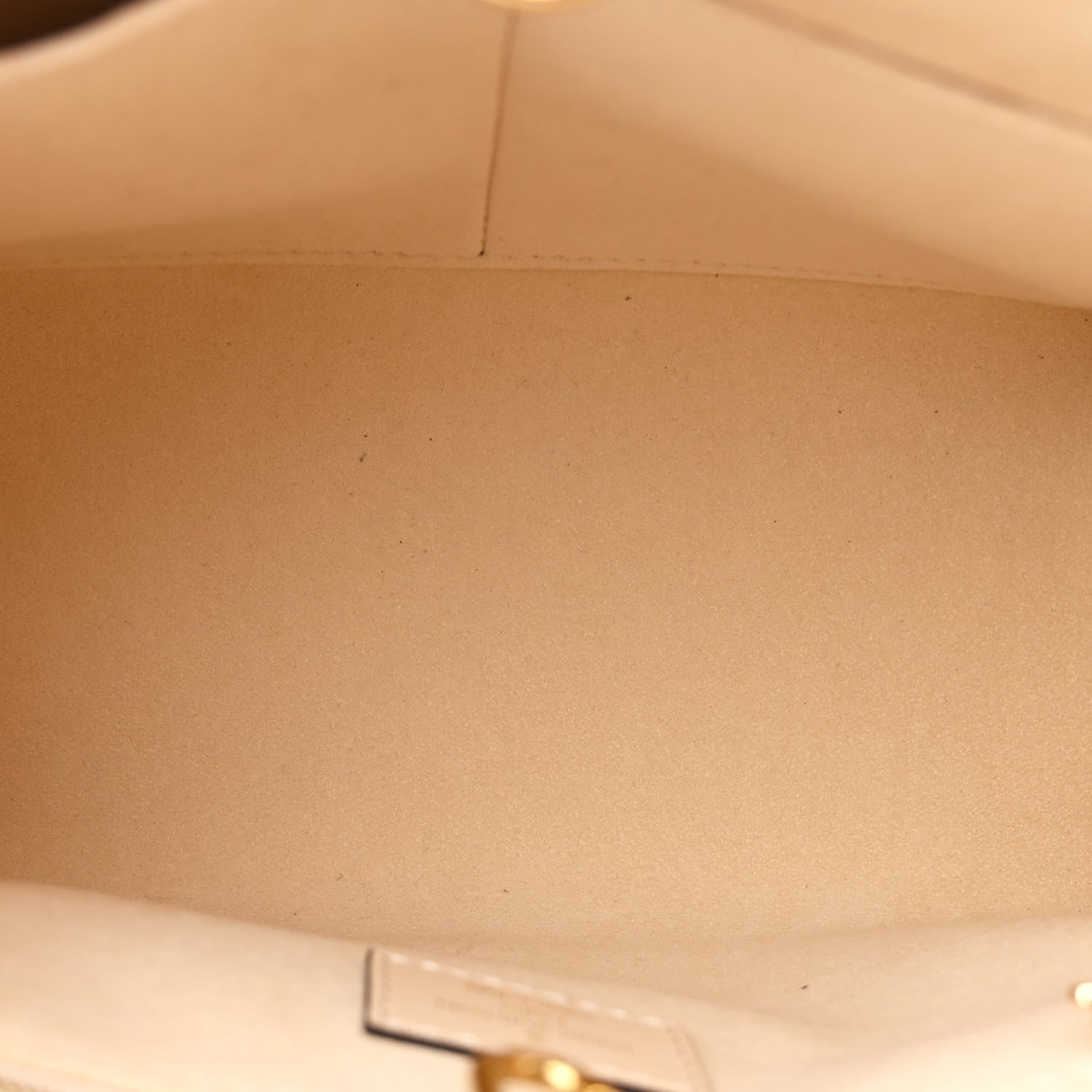 Louis Vuitton Empreinte Monogram Giant Onthego PM Cream Beige 5 of 10