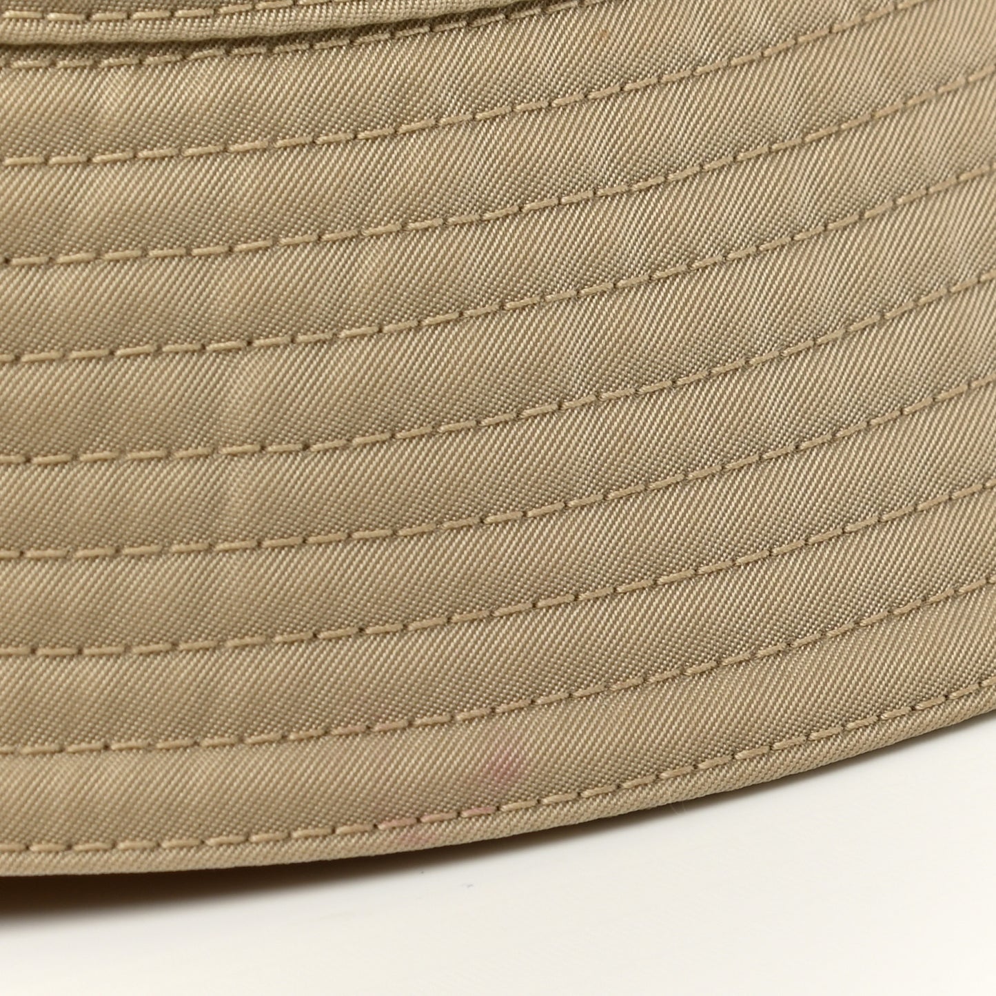 Re-Nylon Metal Triangle Logo Womens Bucket Hat S Deserto