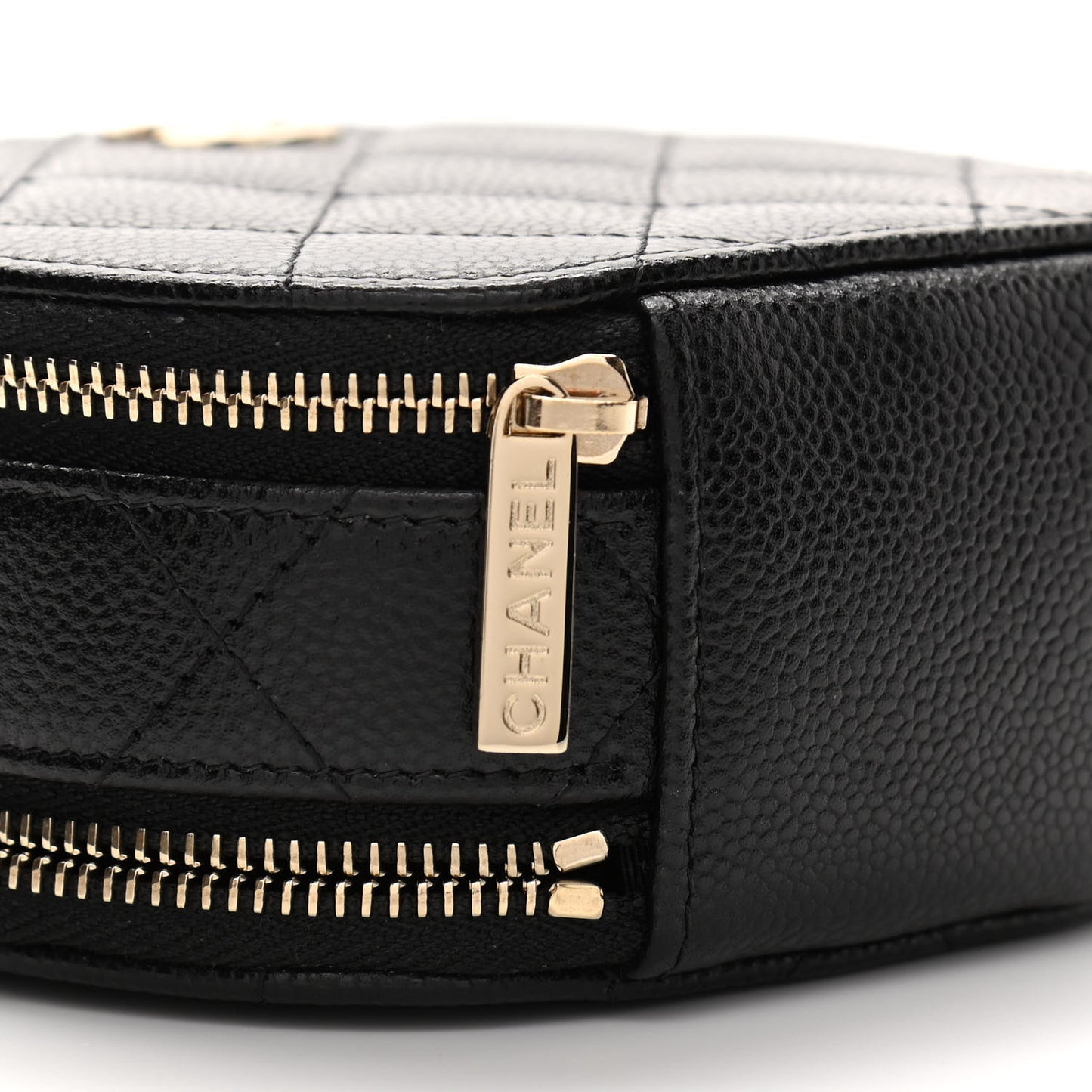 Caviar Quilted Round Handle With Care Vanity With Chain Black
